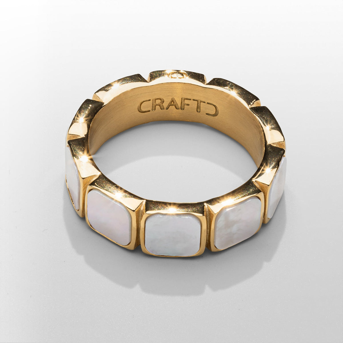 Anillo de Banda de Piedra Blanca (Oro)