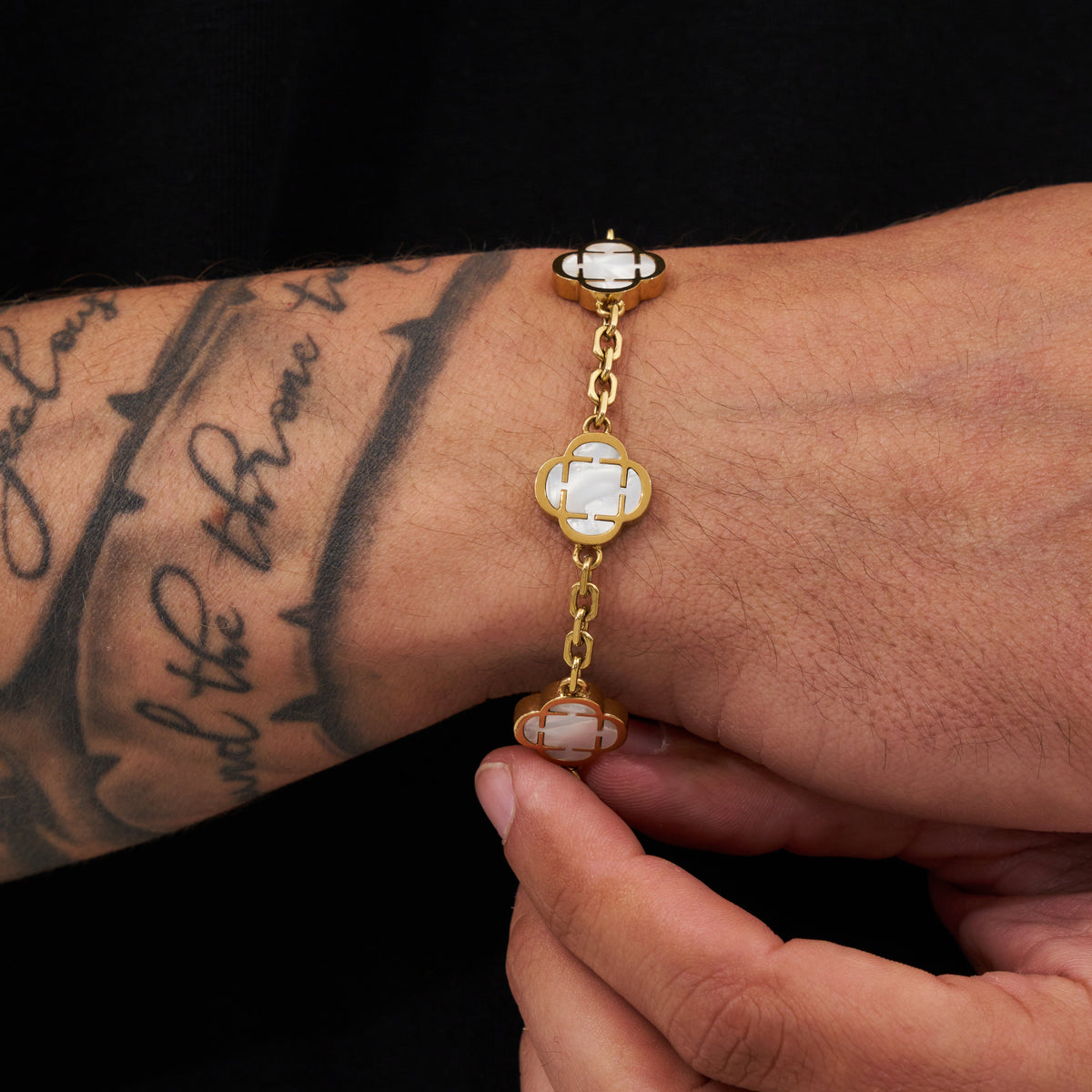 Pulsera de piedra de trébol blanco (oro)