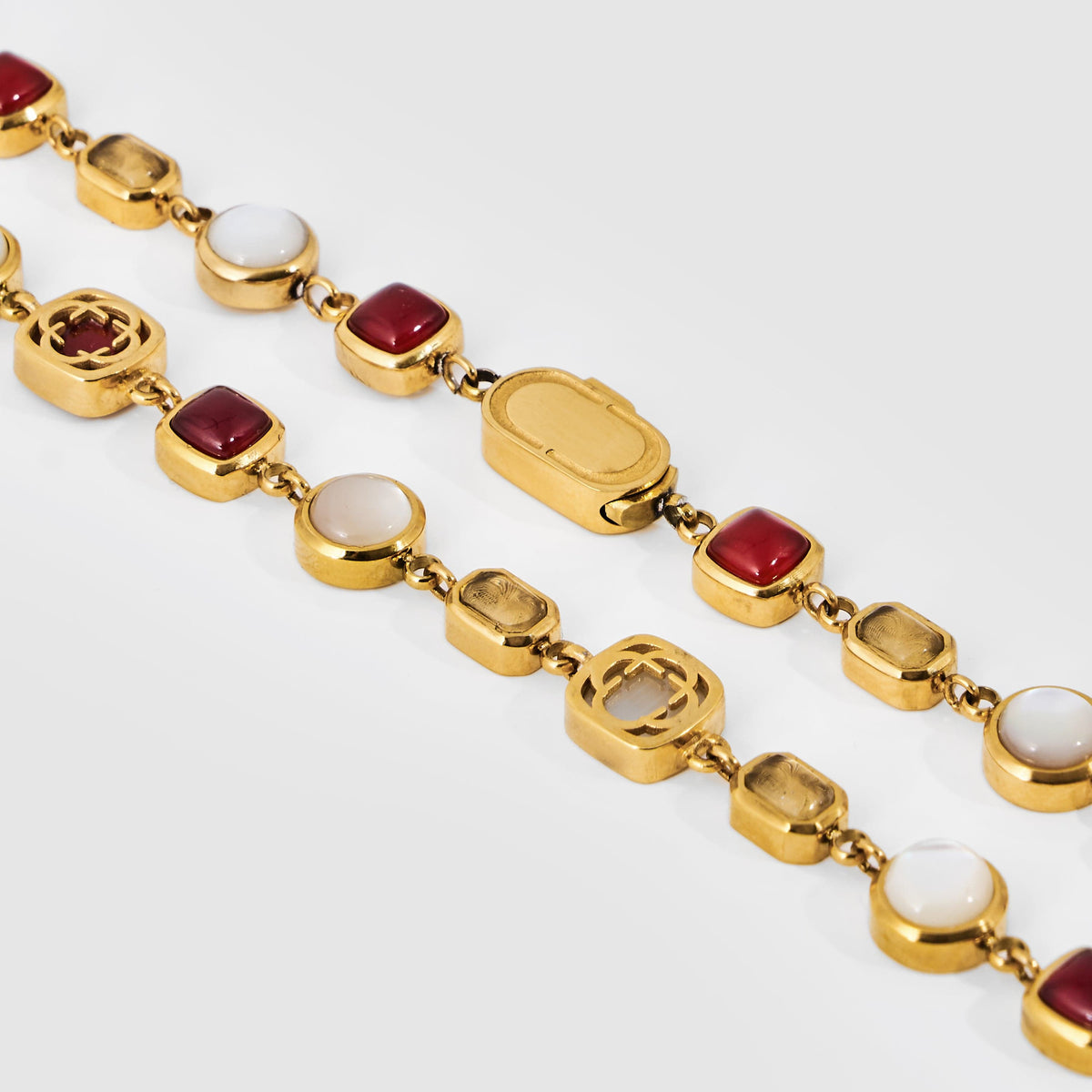 Collar de gema de cristal rojo (oro)