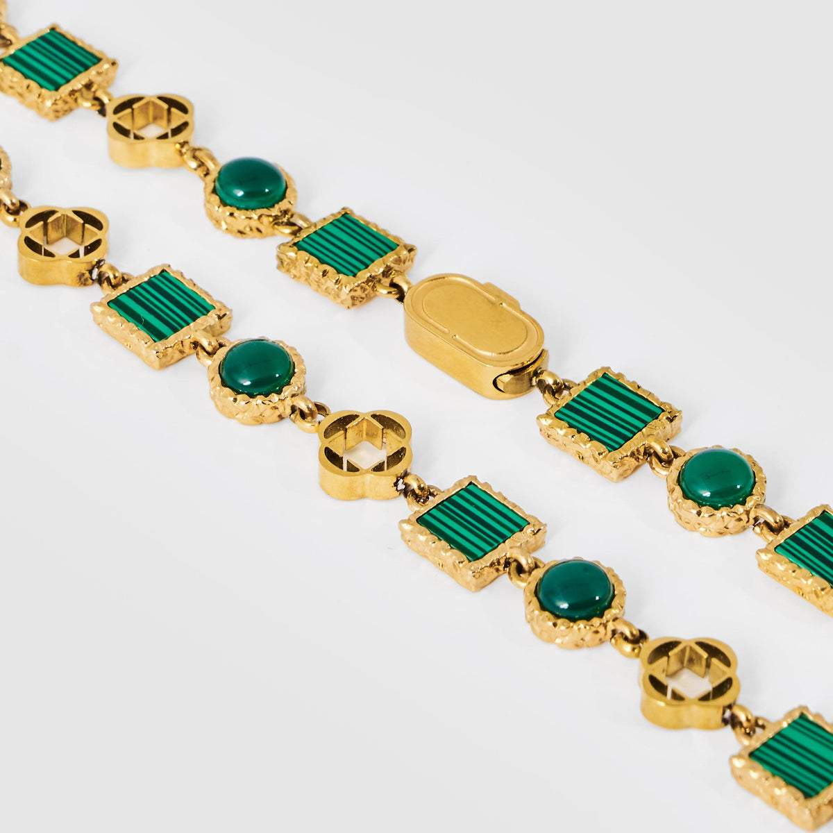 Collar de gema de cuarzo verde (oro)