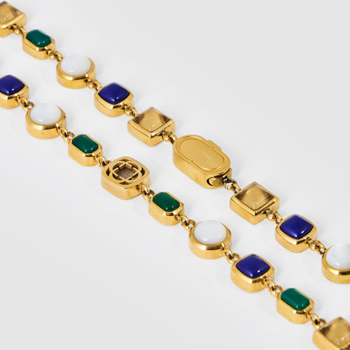 Collar de gema de cristal azul (oro)