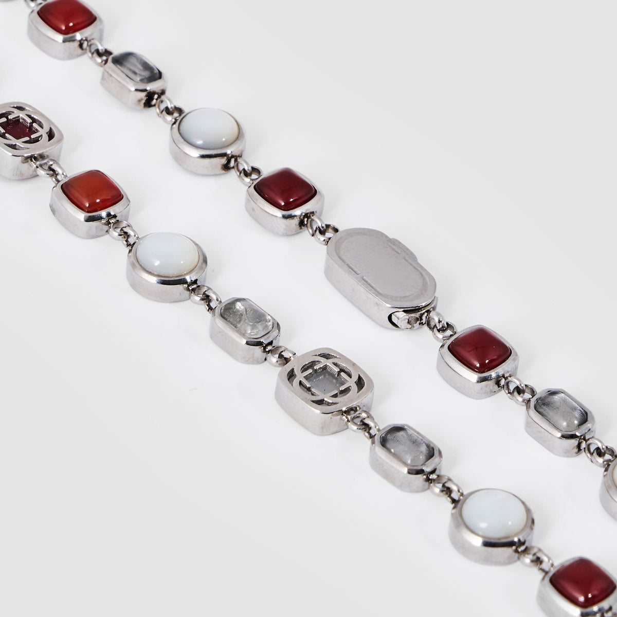 Collar de gema de cristal rojo (plata)
