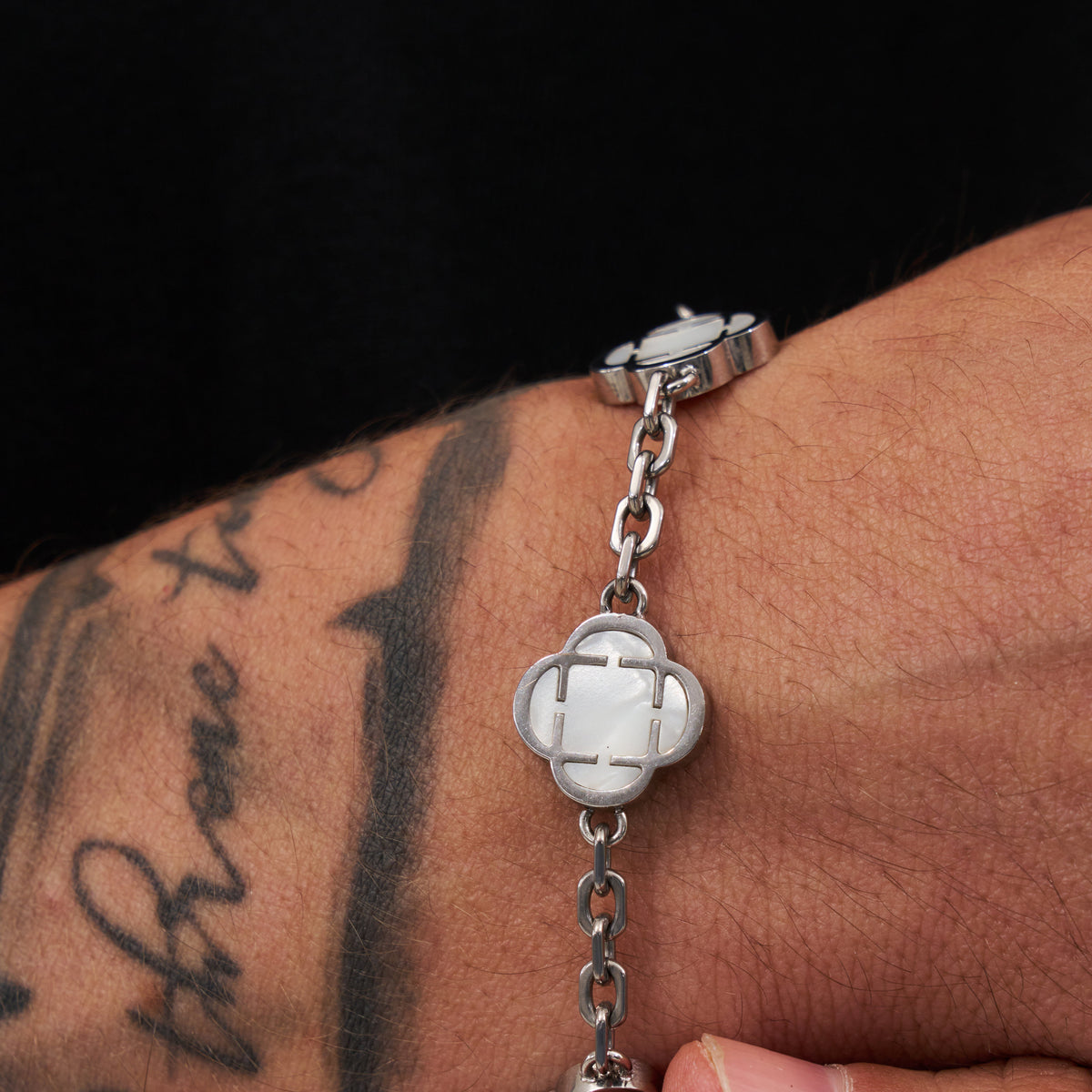 Pulsera de piedra de trébol blanco (plata)
