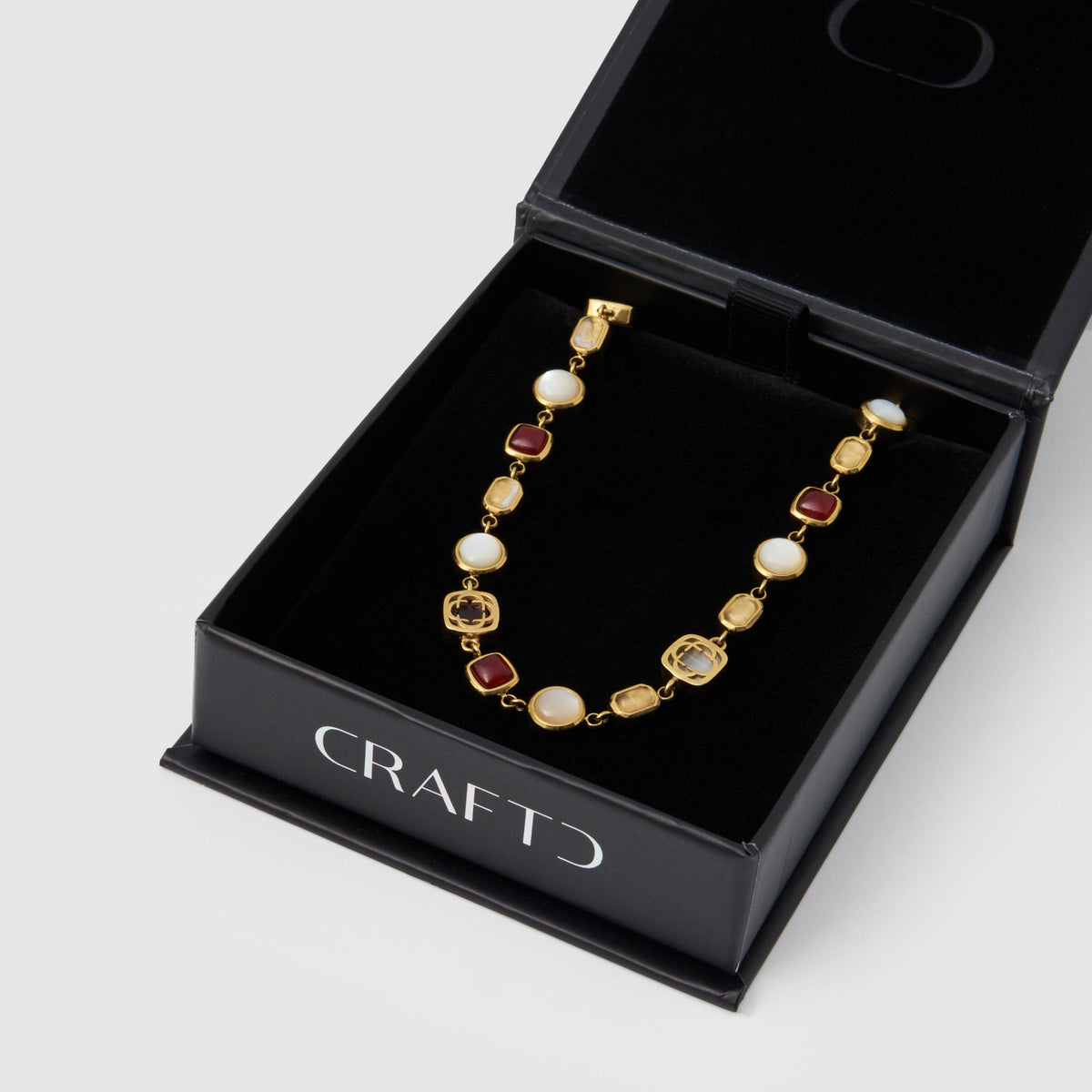 Pulsera de gema de cristal rojo (oro)