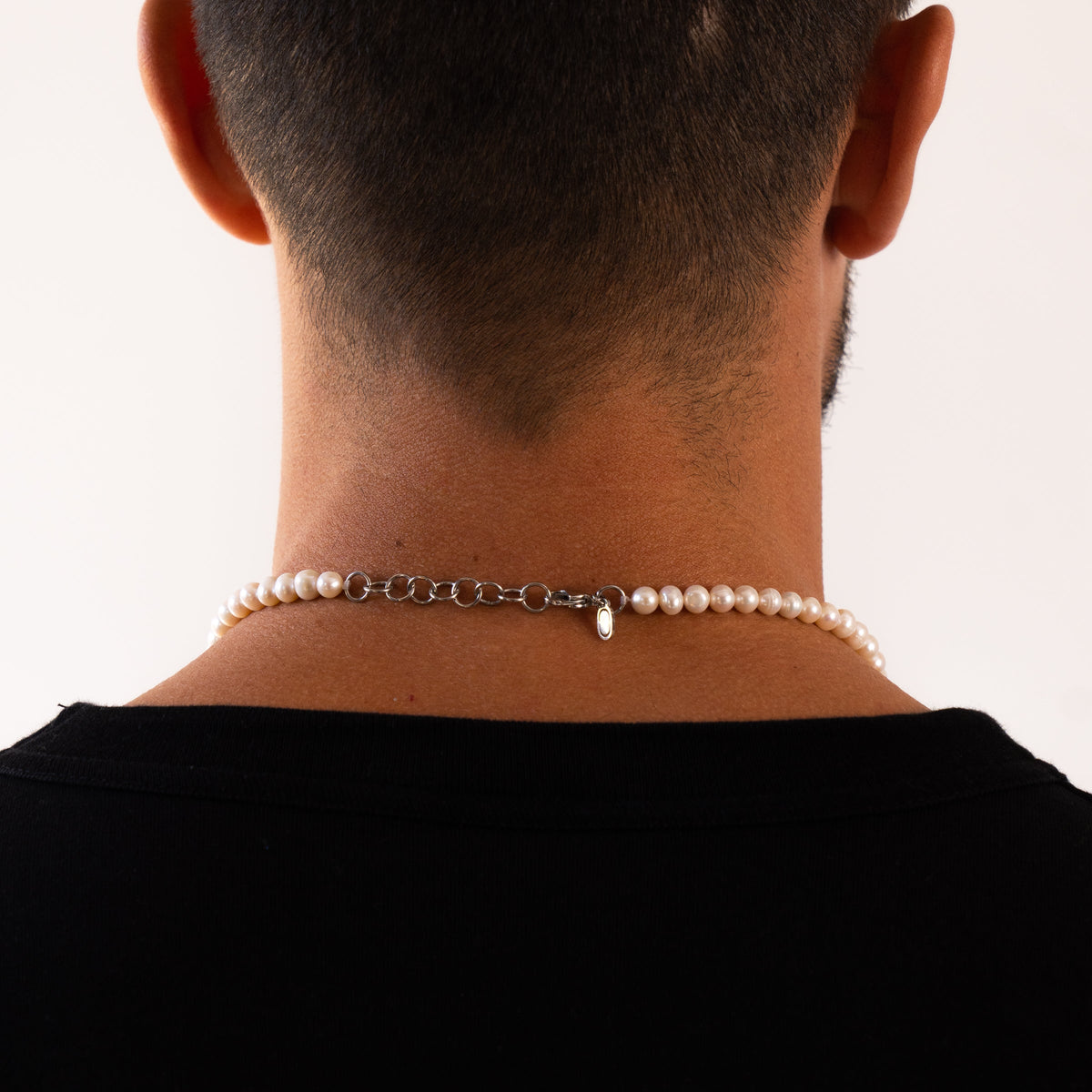 Collar de perlas reales con crucifijo (Plata)