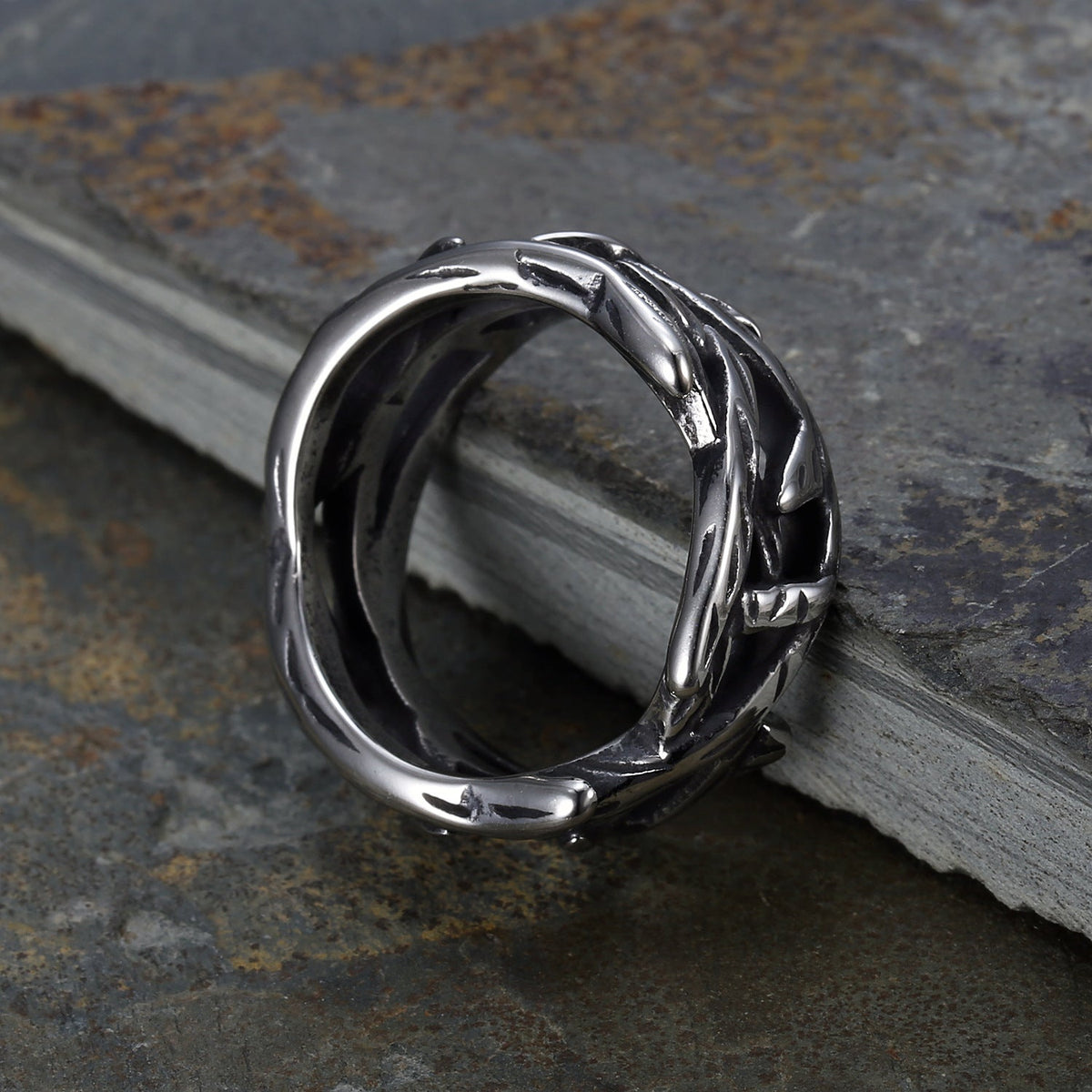 Anillo de zarzas