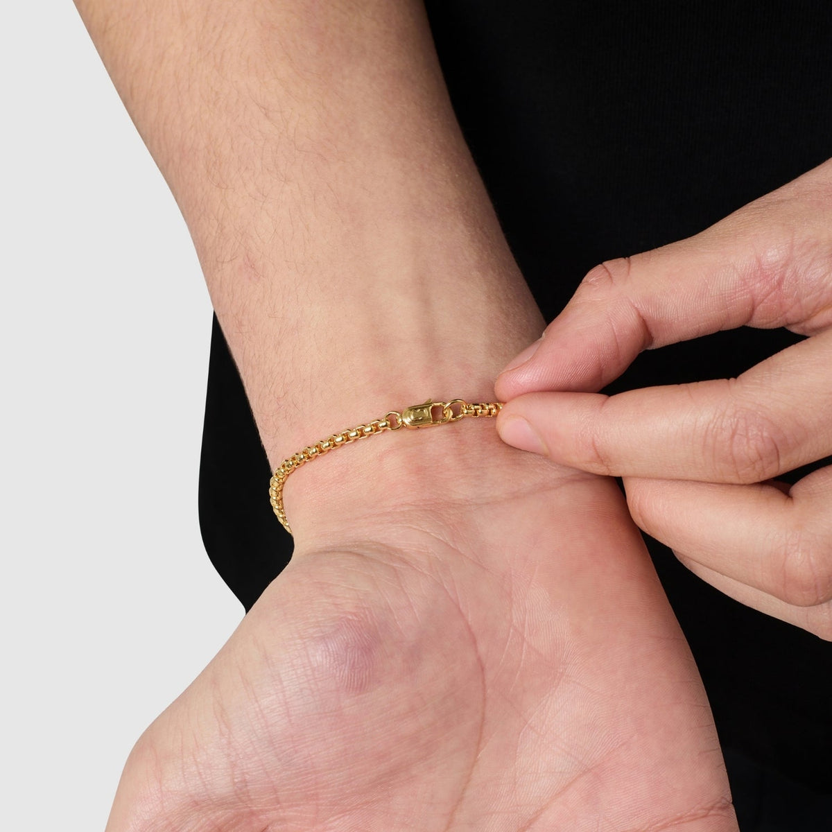 Pulsera de cruz helada (Oro)