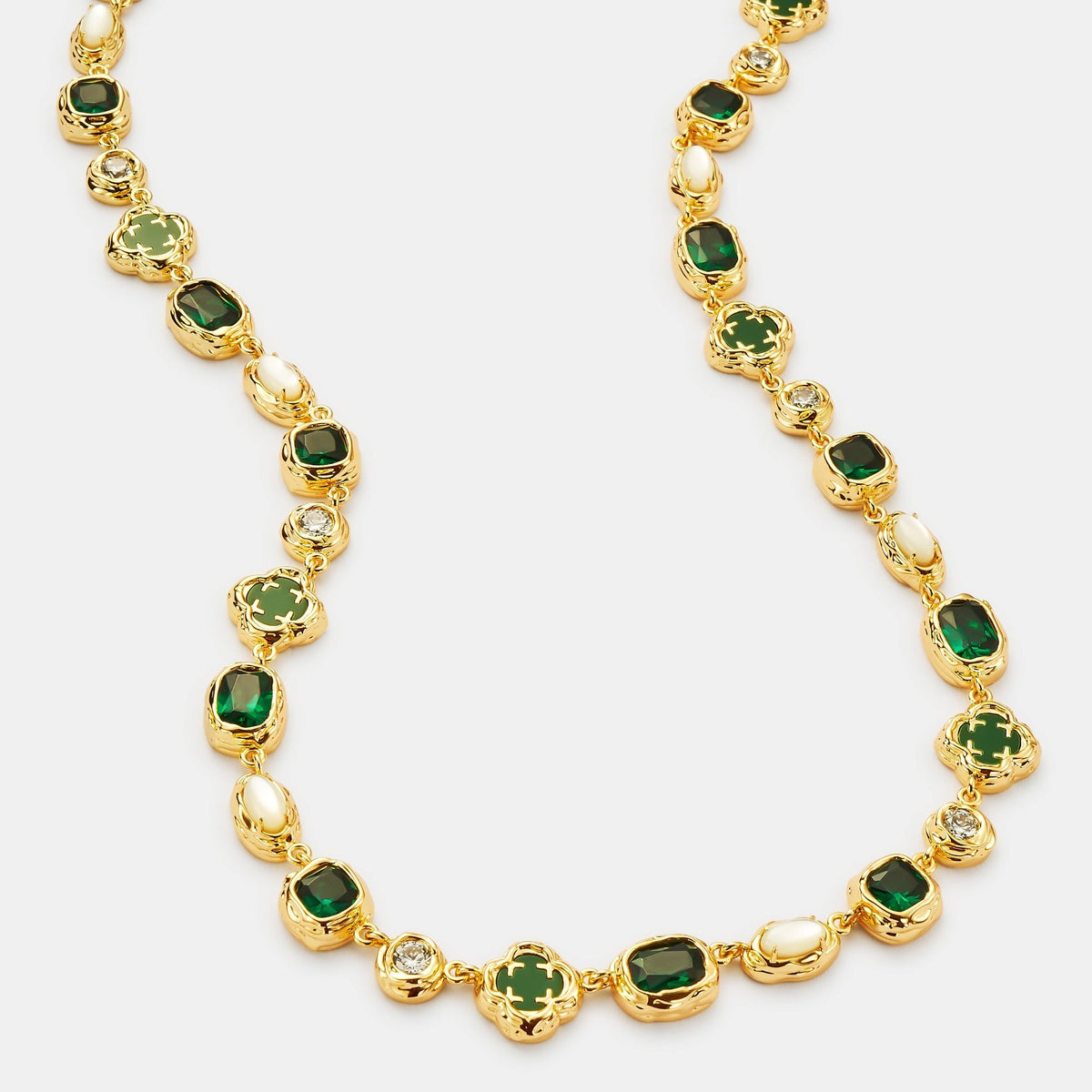 Collar de Piedra Esmeralda Derretida (Oro)