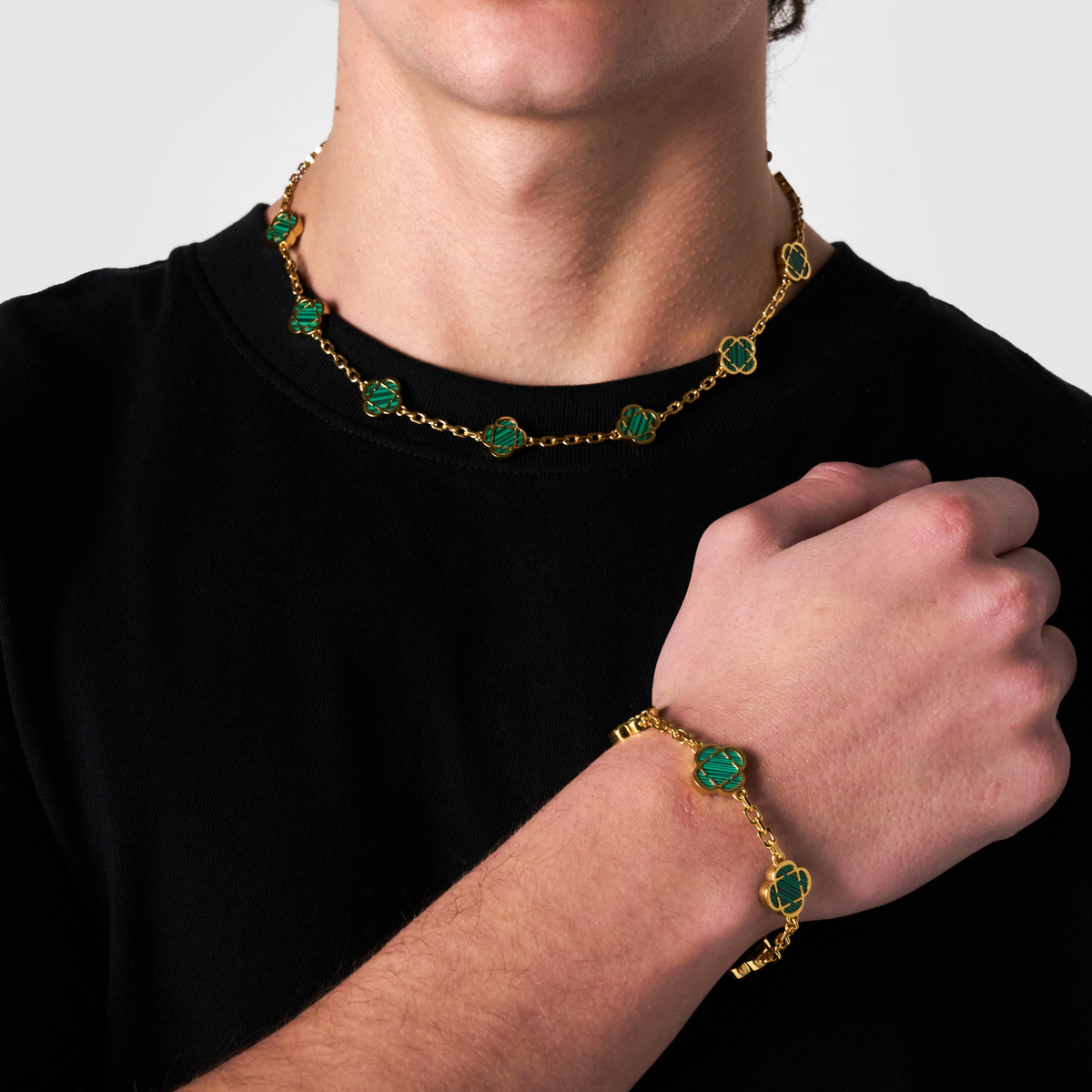 Collar de Piedra de Trébol de Malaquita (Oro)