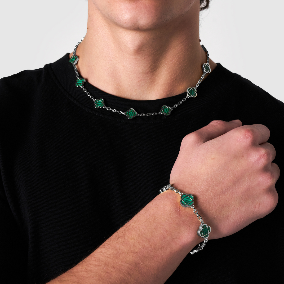 Collar de Piedra de Trébol de Malaquita (Plata)
