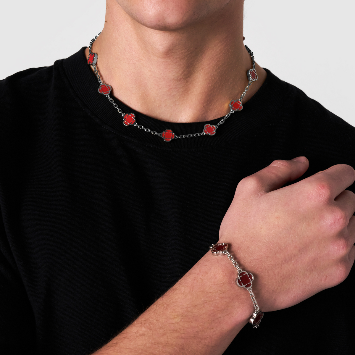 Collar de Piedra de Trébol Rojo Claro (Plata)