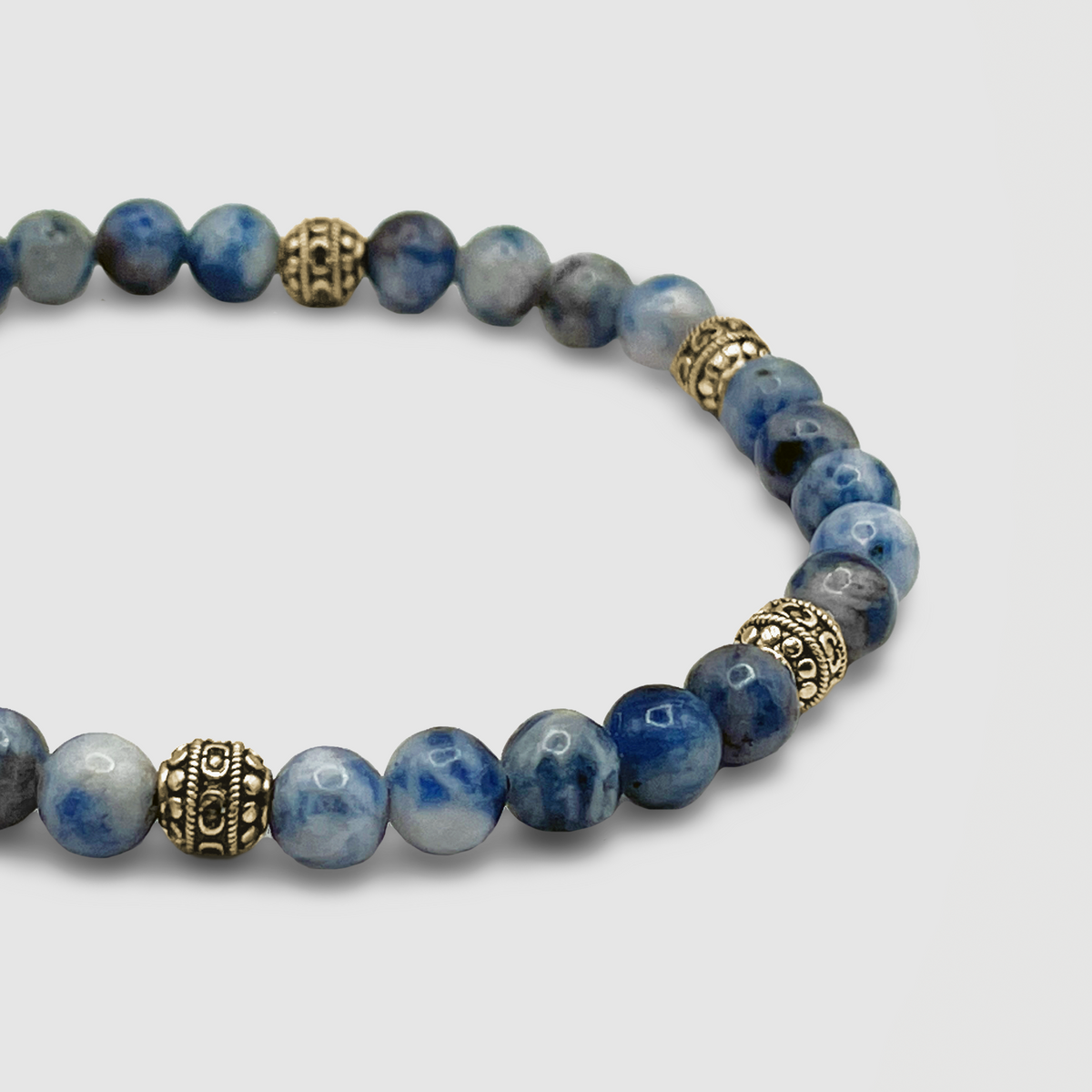Pulsera de Piedra Sodalita (Oro)