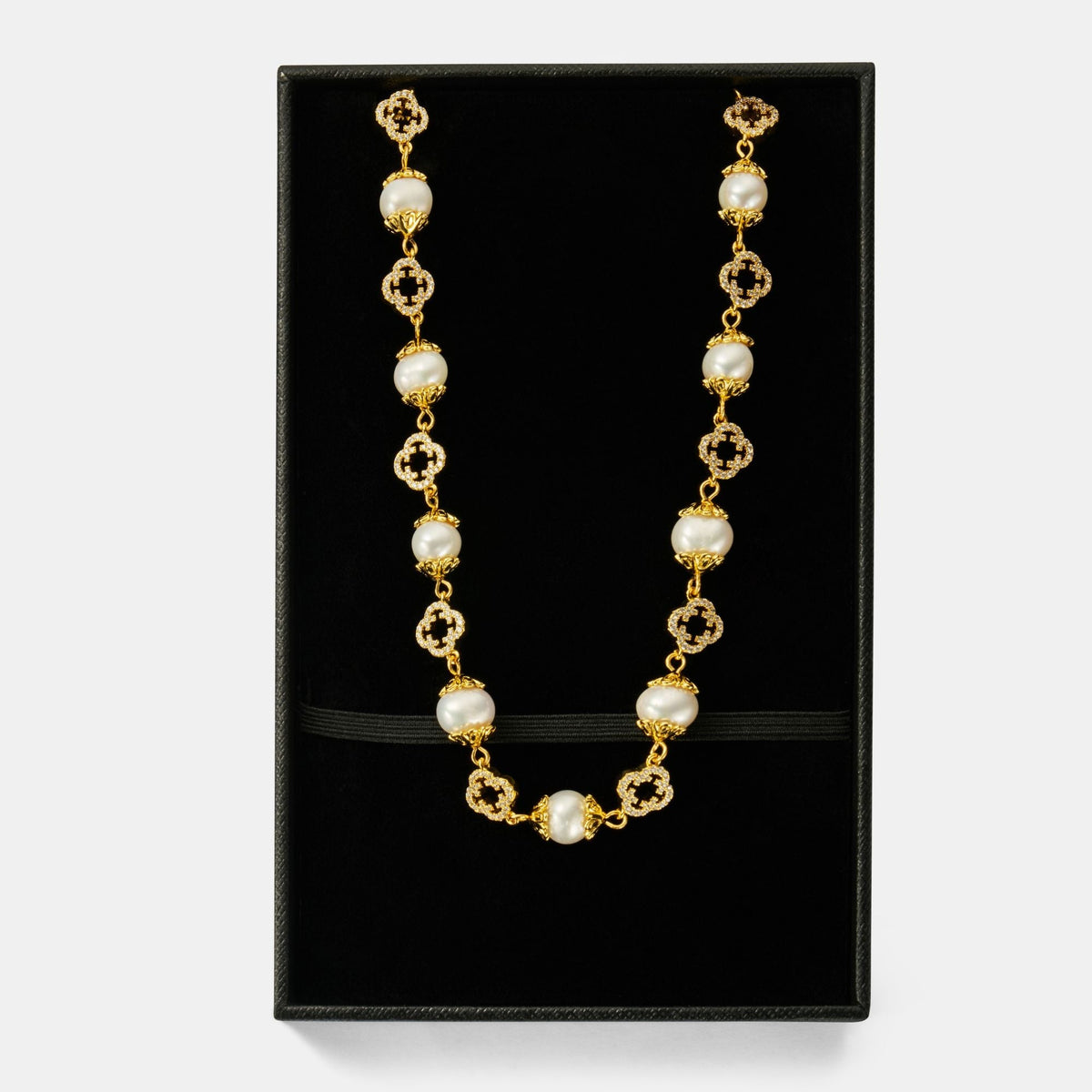 Collar de perlas reales de filigrana (oro)