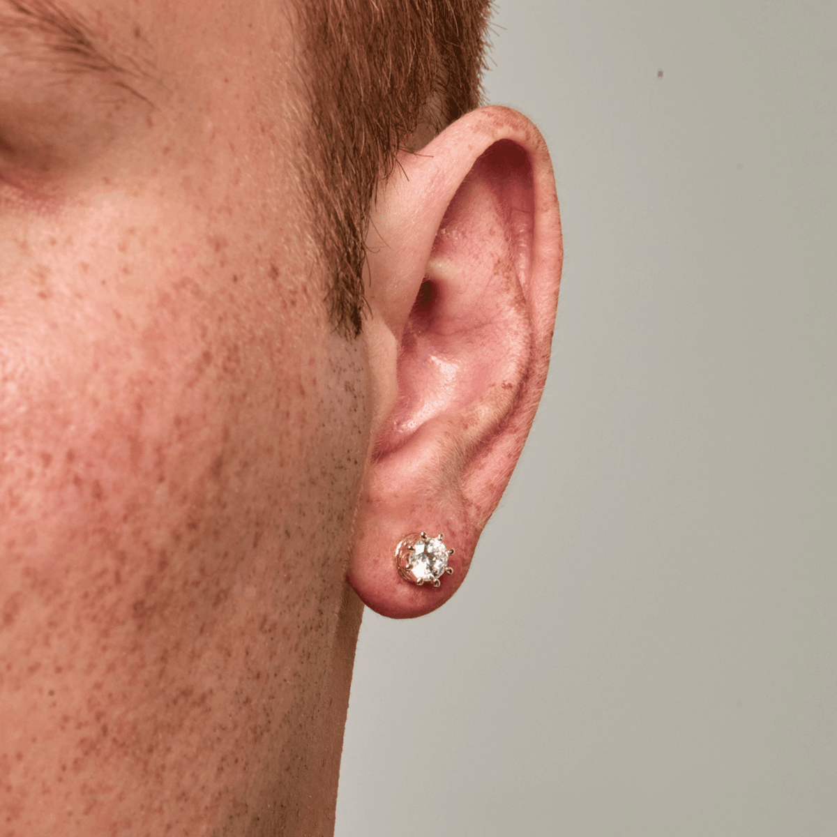 Crown Diamond Stud Earring (Gold)