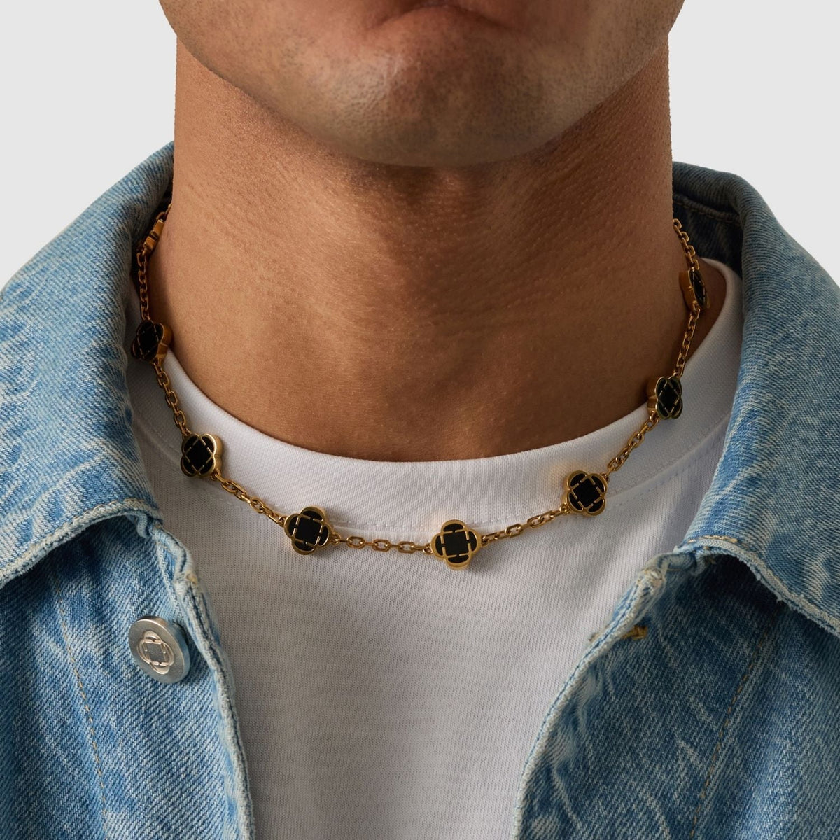 Collar de Piedra de Trébol de Ónix (Oro)