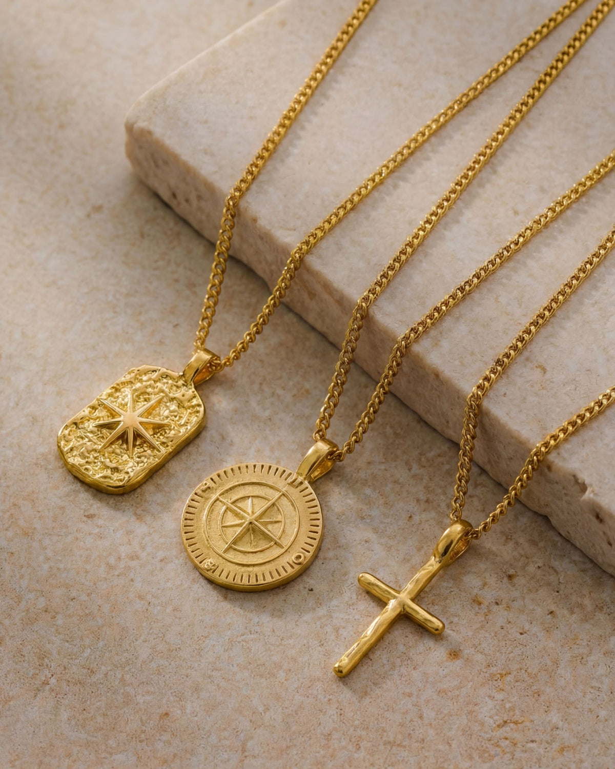 COLLAR CRUZ ORO