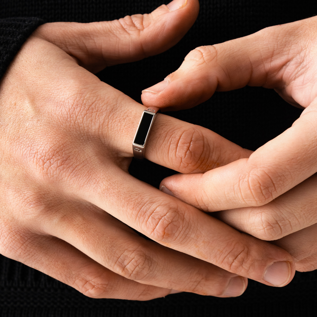 Anillo Sello de Piedra Rectangular Ónice (Plata)