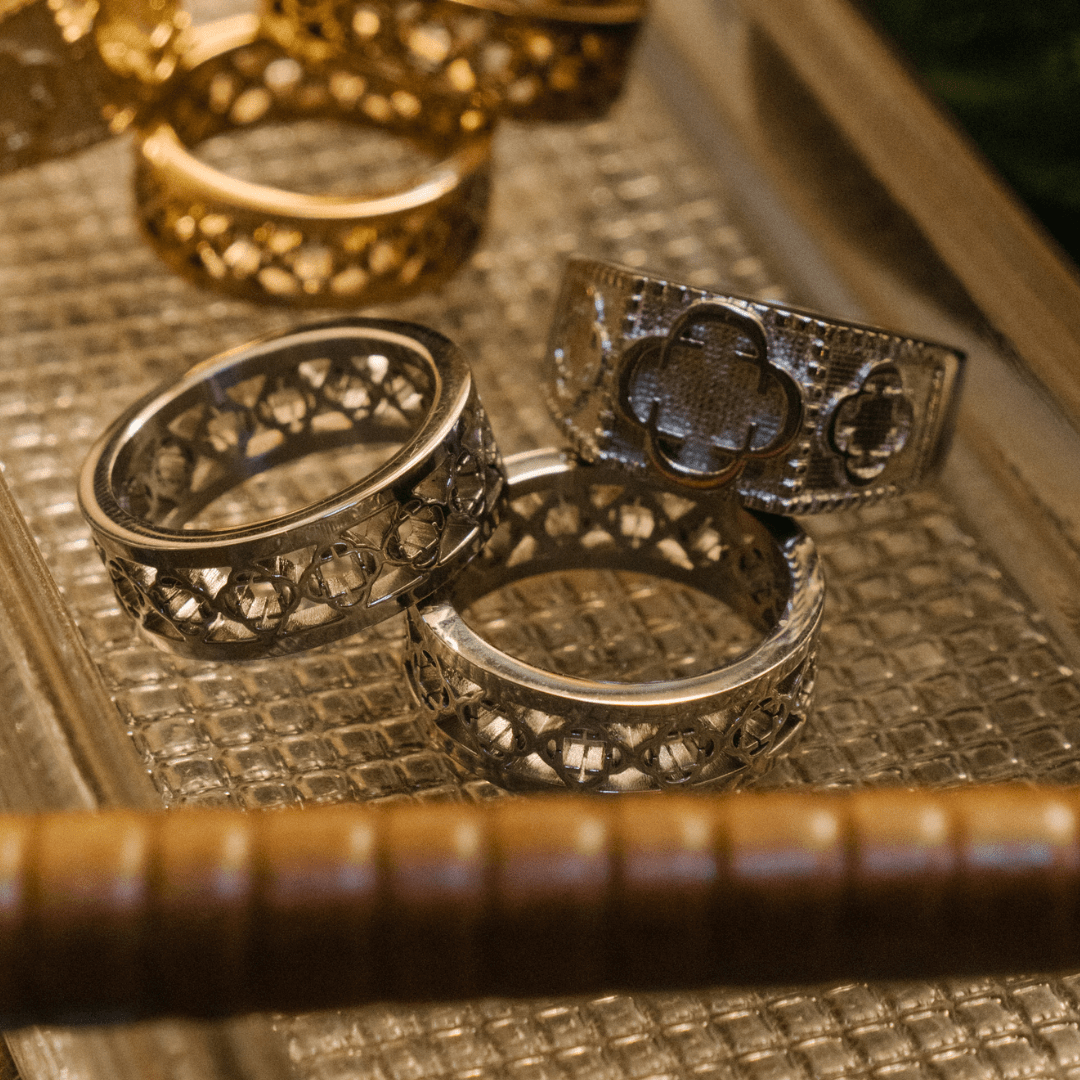 Anillo Banda de Trébol (Plata)