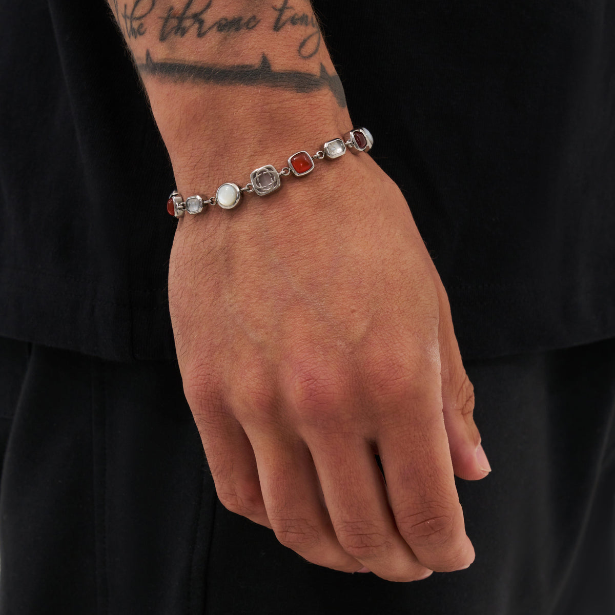 Pulsera de gema de cristal rojo (plata)