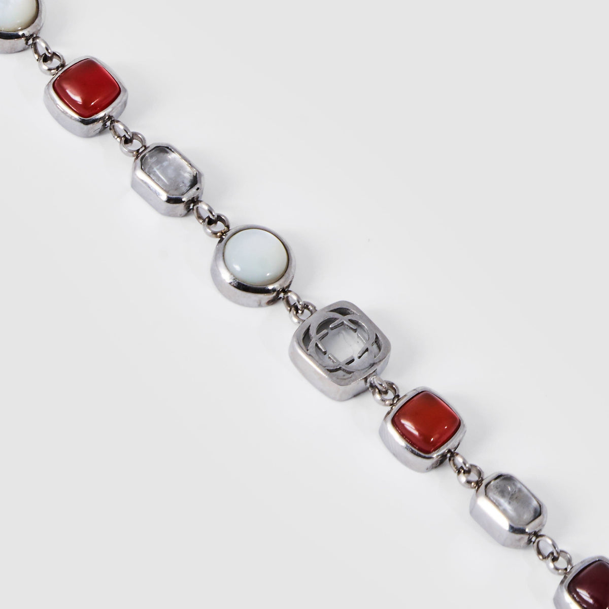 Pulsera de gema de cristal rojo (plata)