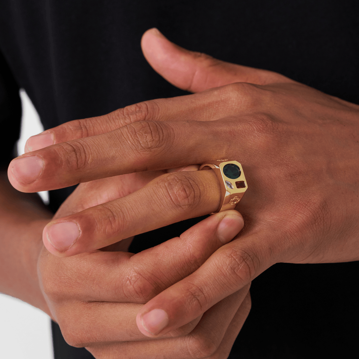 Anillo de Tres Piedras (Oro)