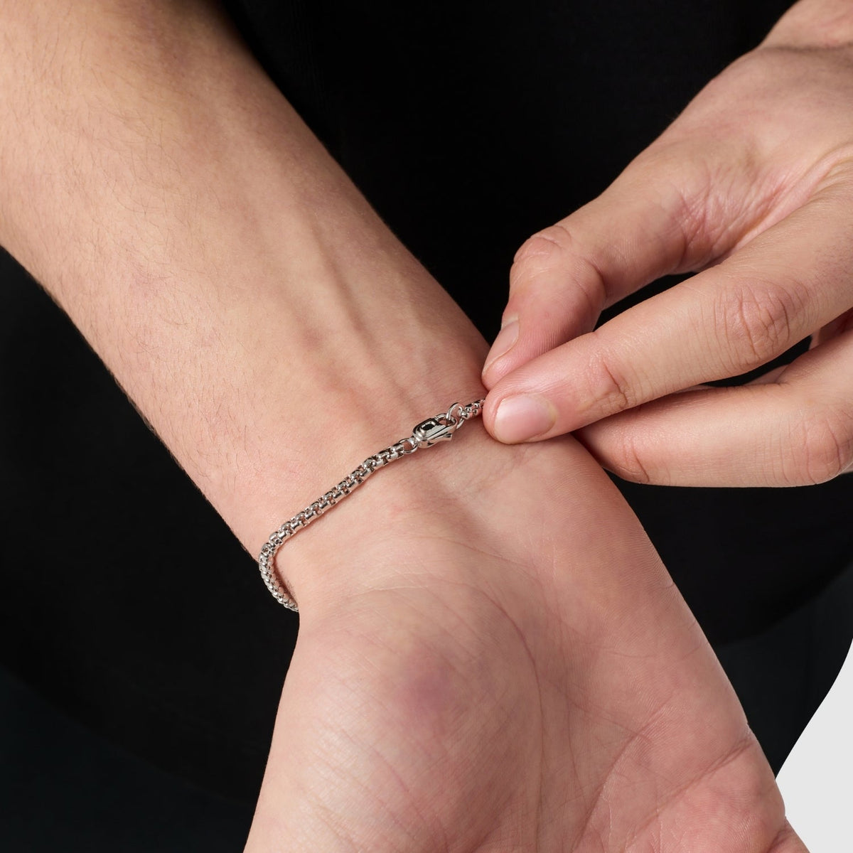 Pulsera de cruz helada (Plata)