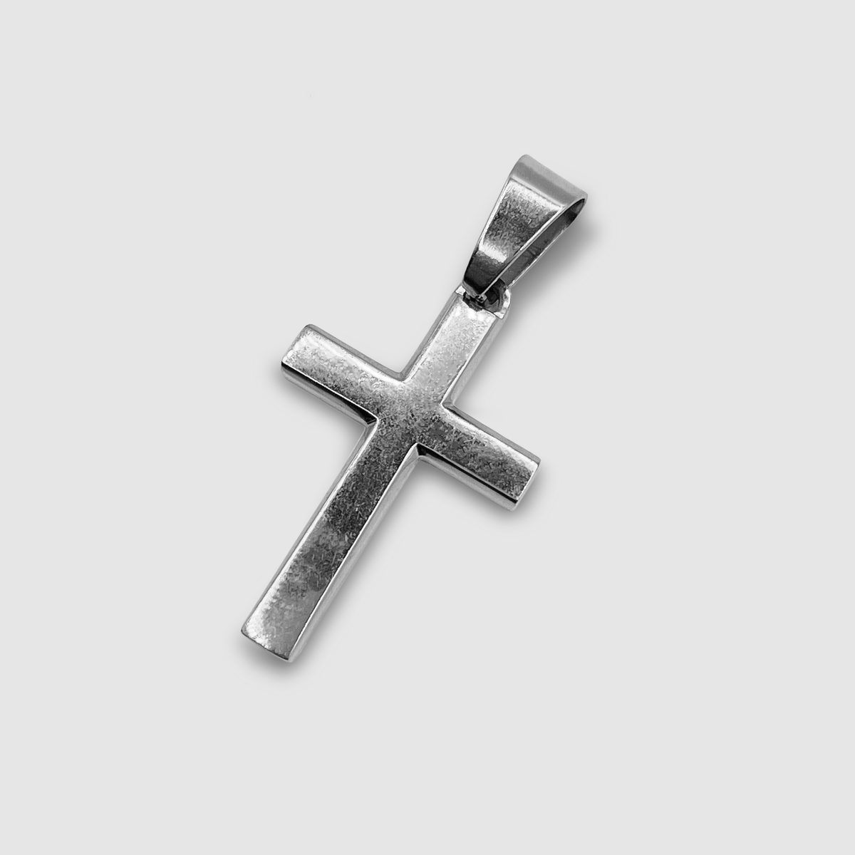 Colgante de cruz latina (Plata)