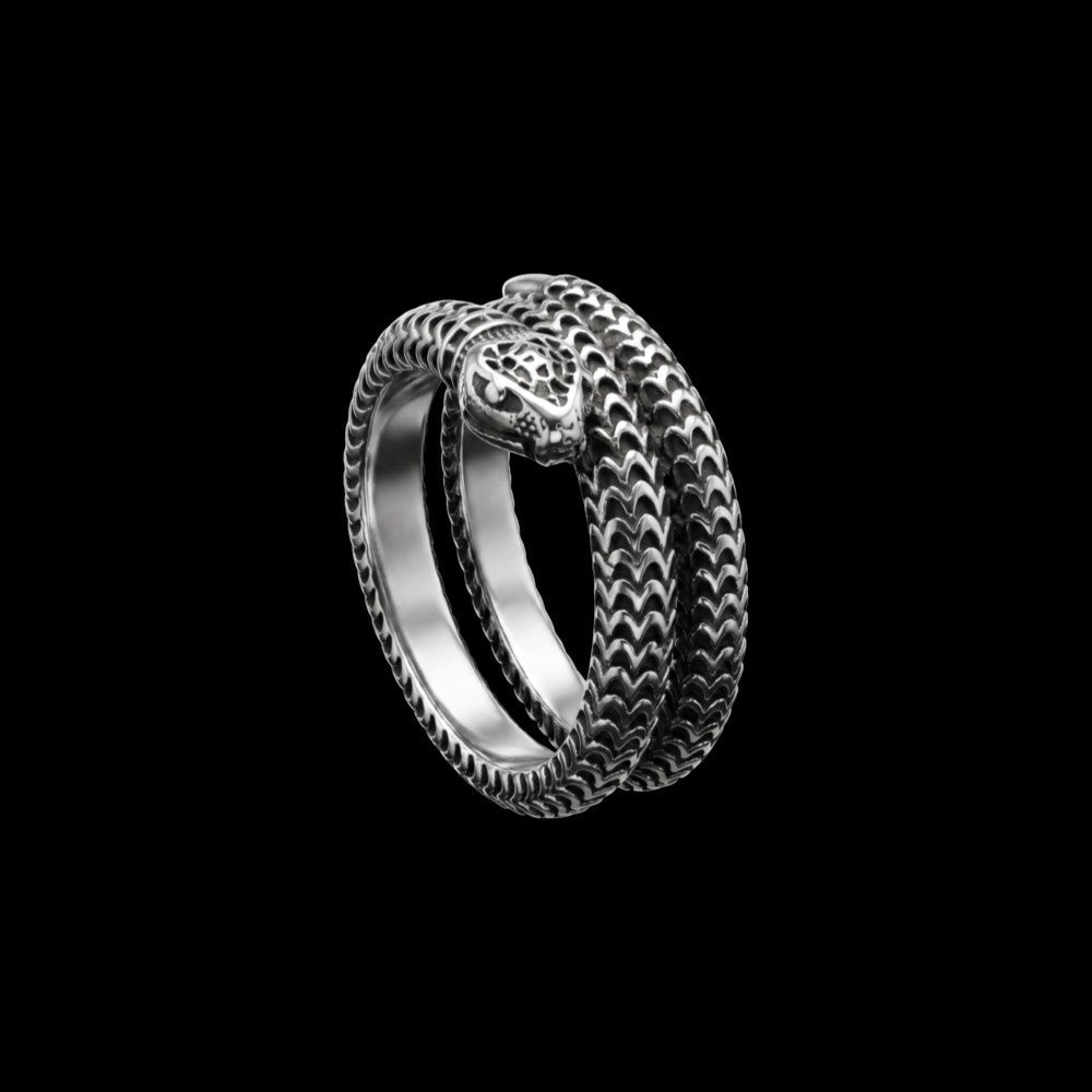 Anillo de serpiente