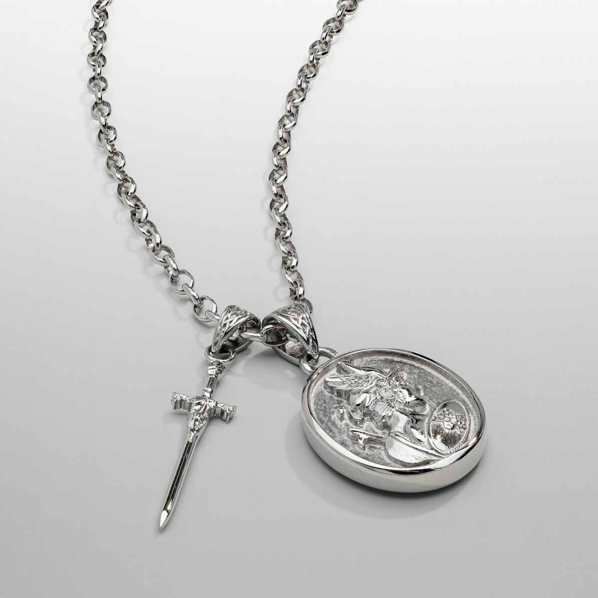 Colgante de Aquiles (plata)