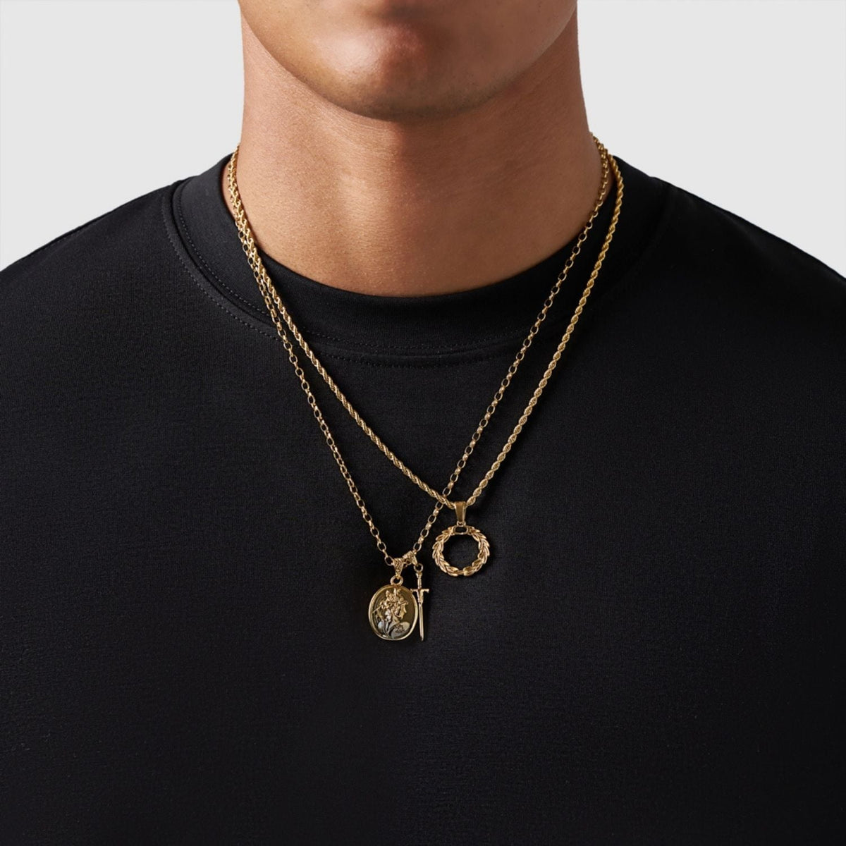 Crea un Conjunto de Colgantes (Oro)