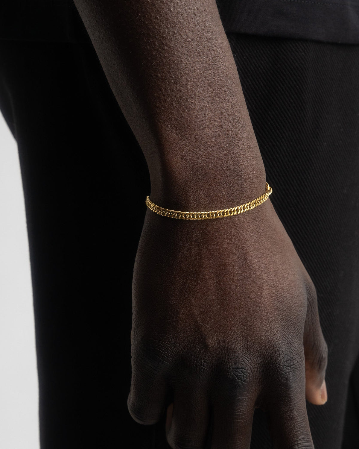 PULSERA CORAL ORO