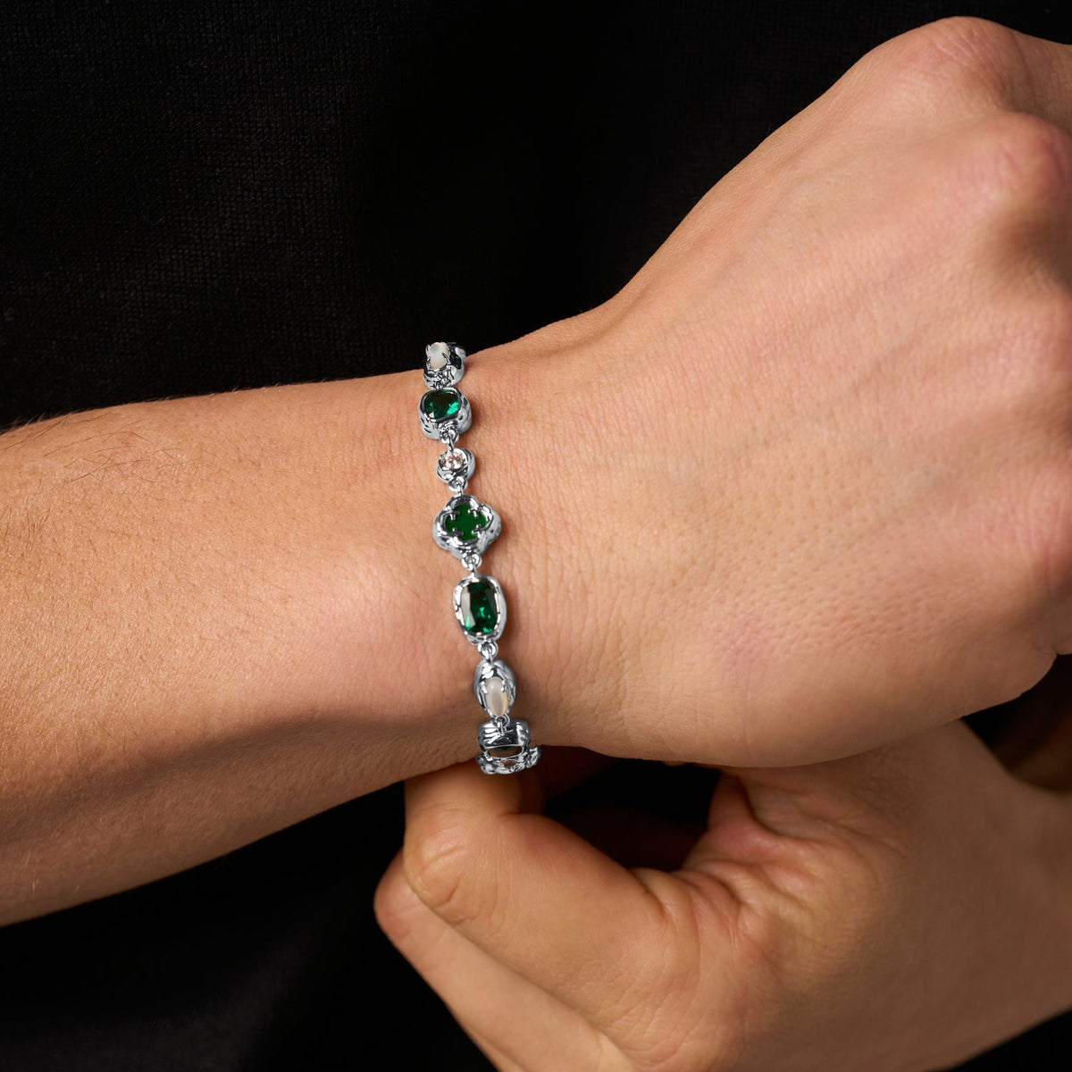 Pulsera de Piedra Esmeralda Derretida (Plata)
