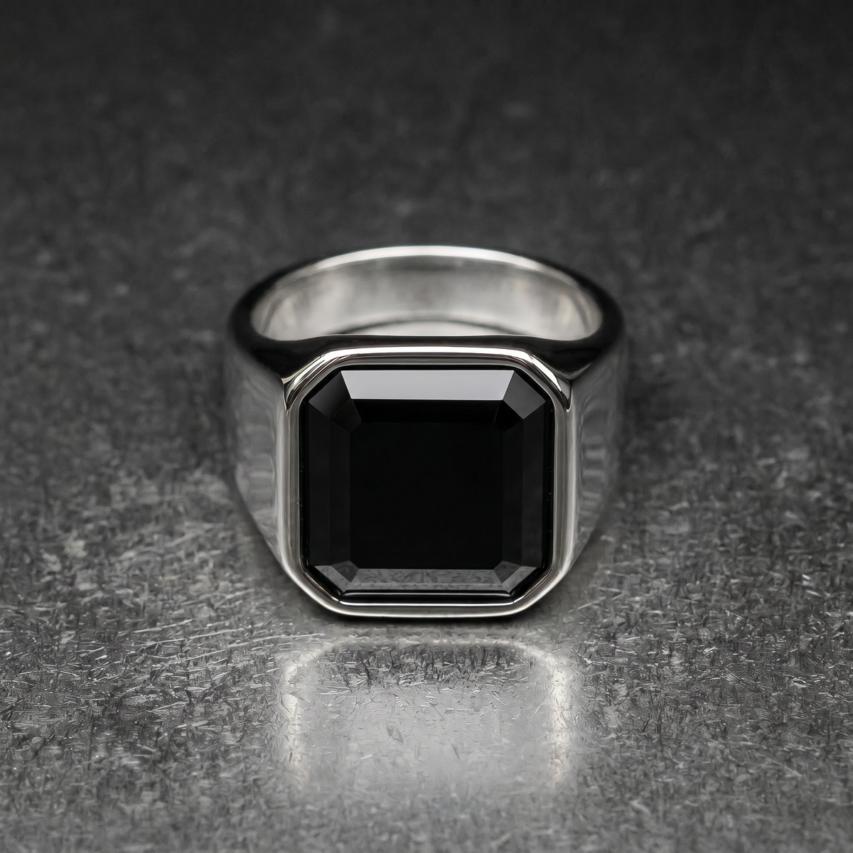 Anillo de sello negro