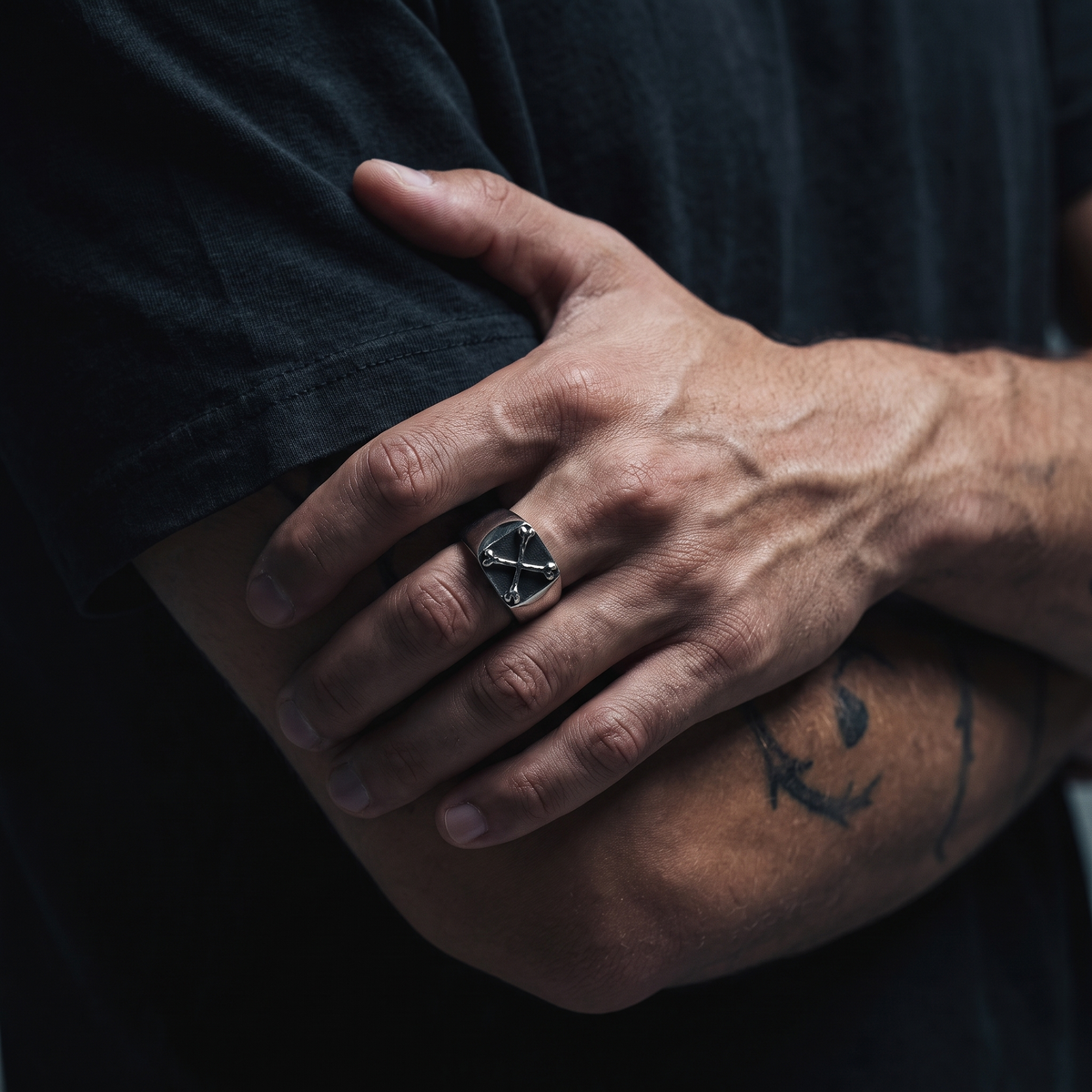 Anillo de huesos