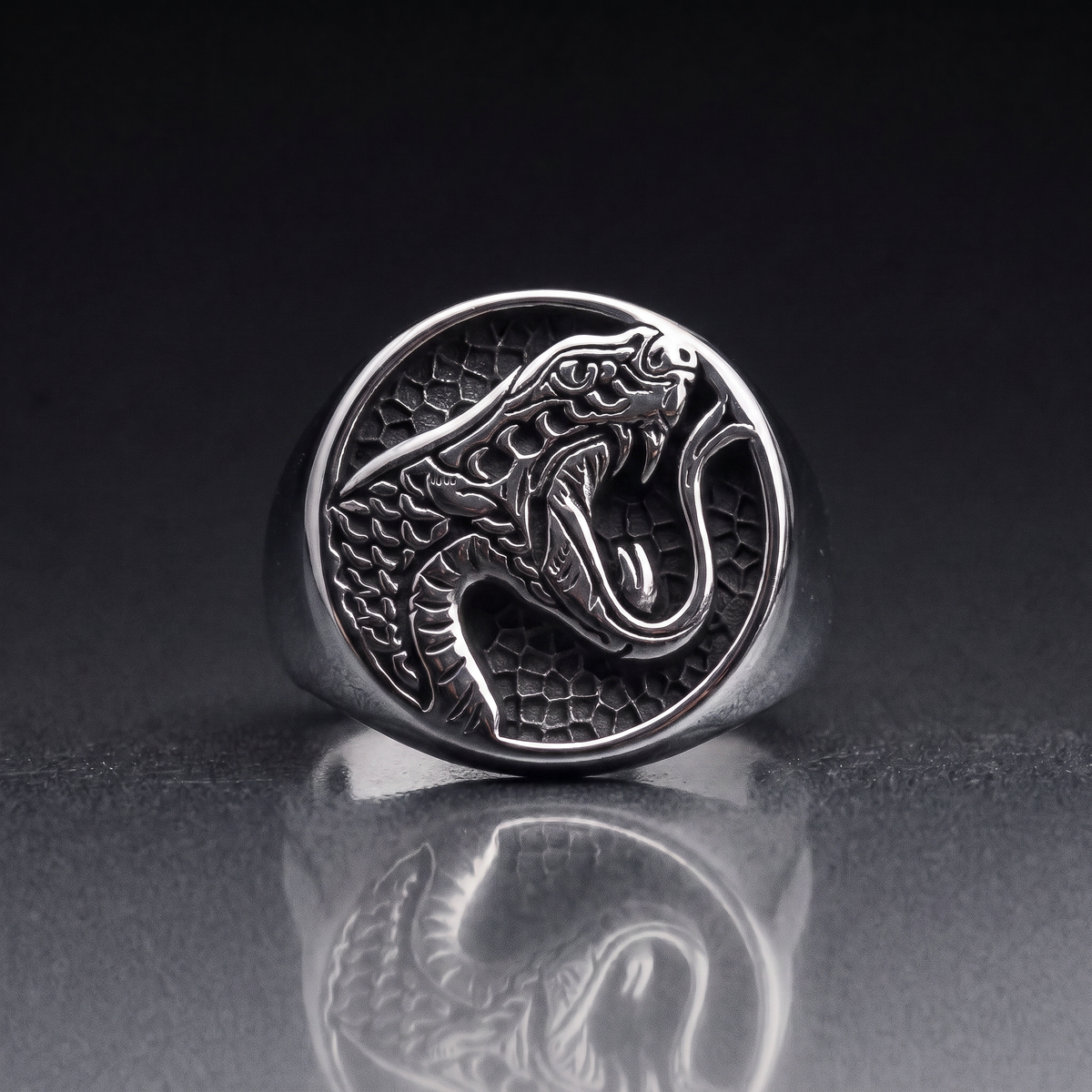 Anillo de Venom