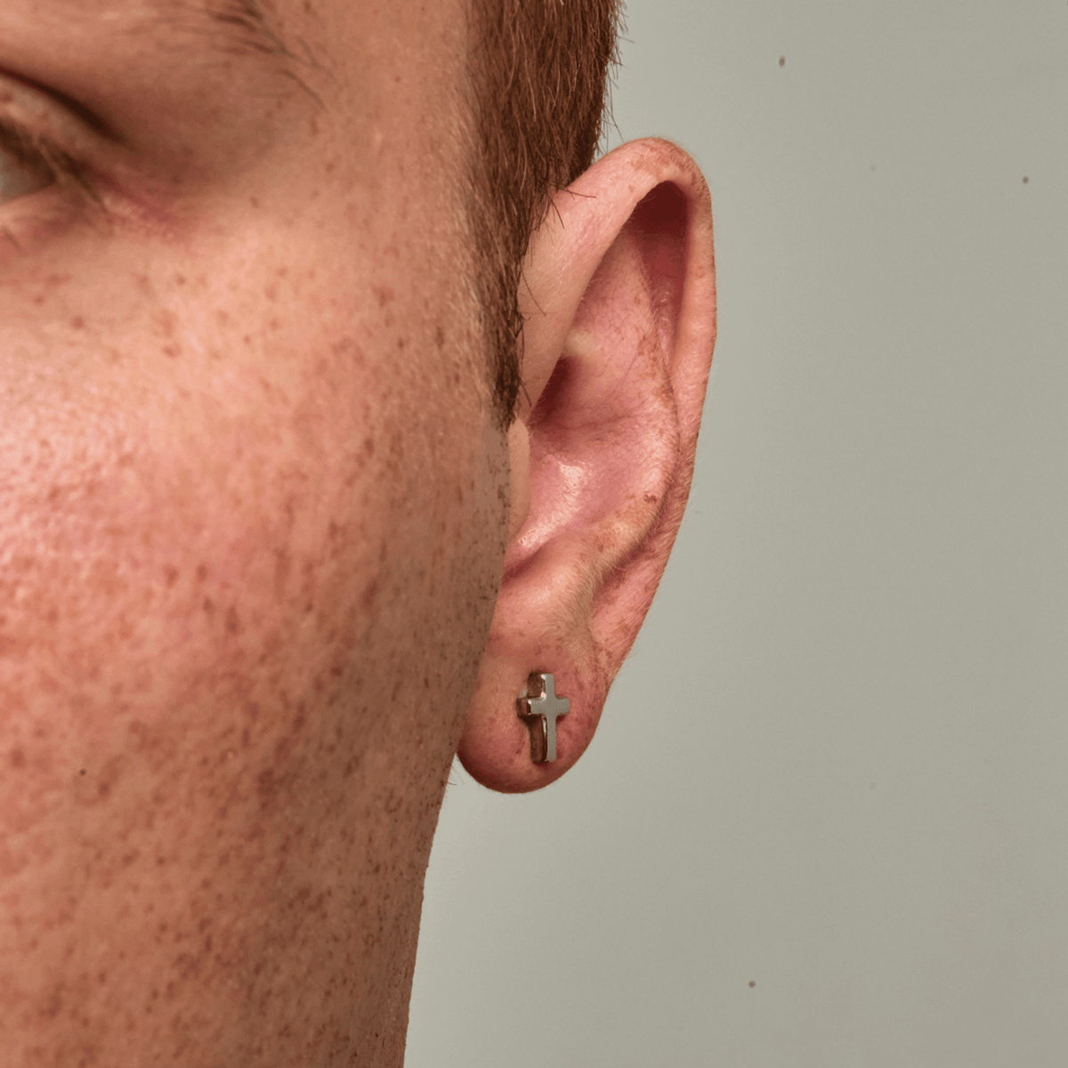 Cross Stud Earring (Silver)