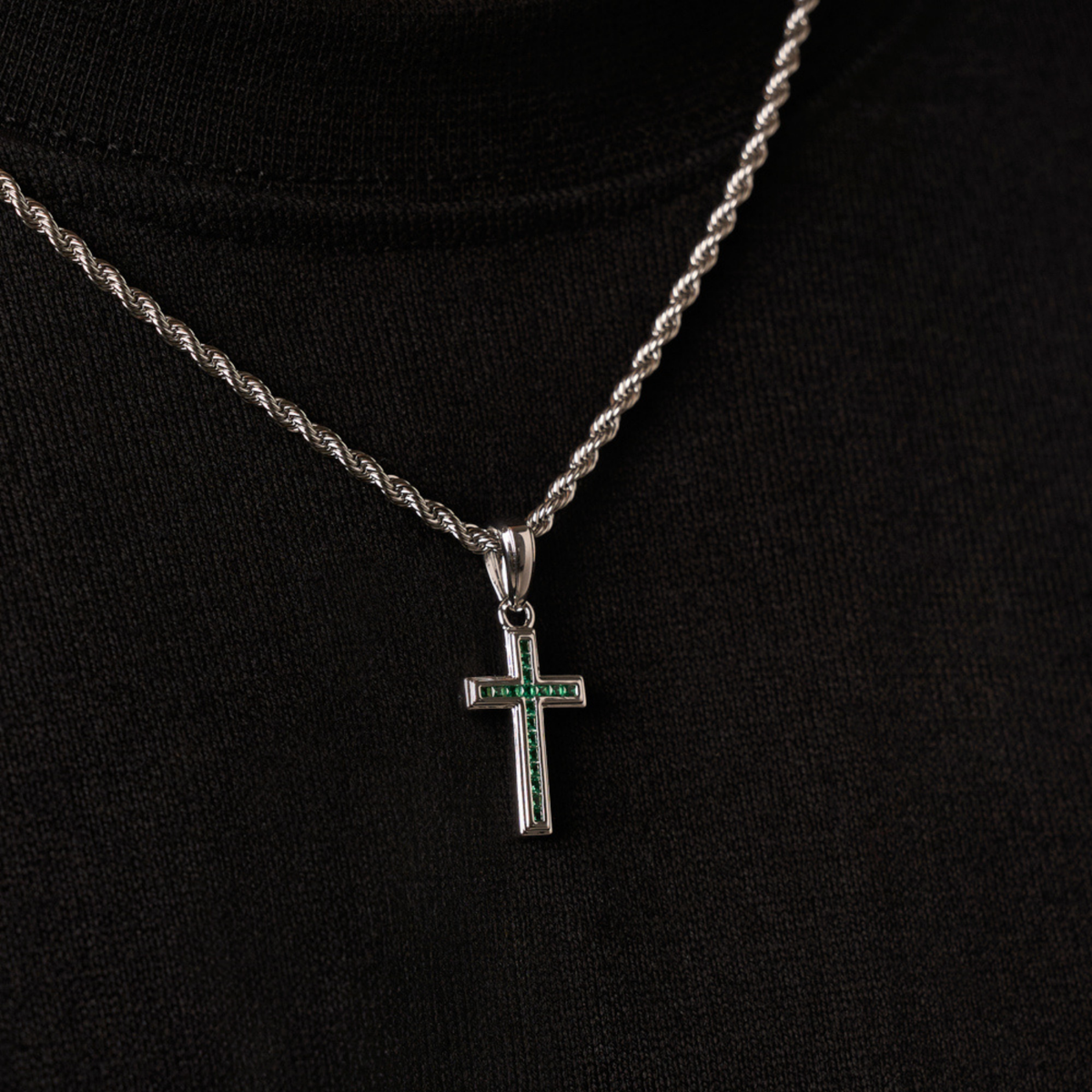 Cruz Mini de Piedra Esmeralda (Plata)