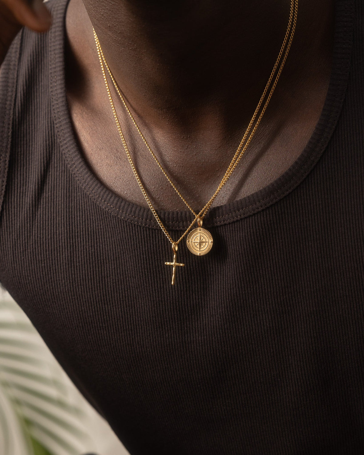 COLLAR CRUZ ORO