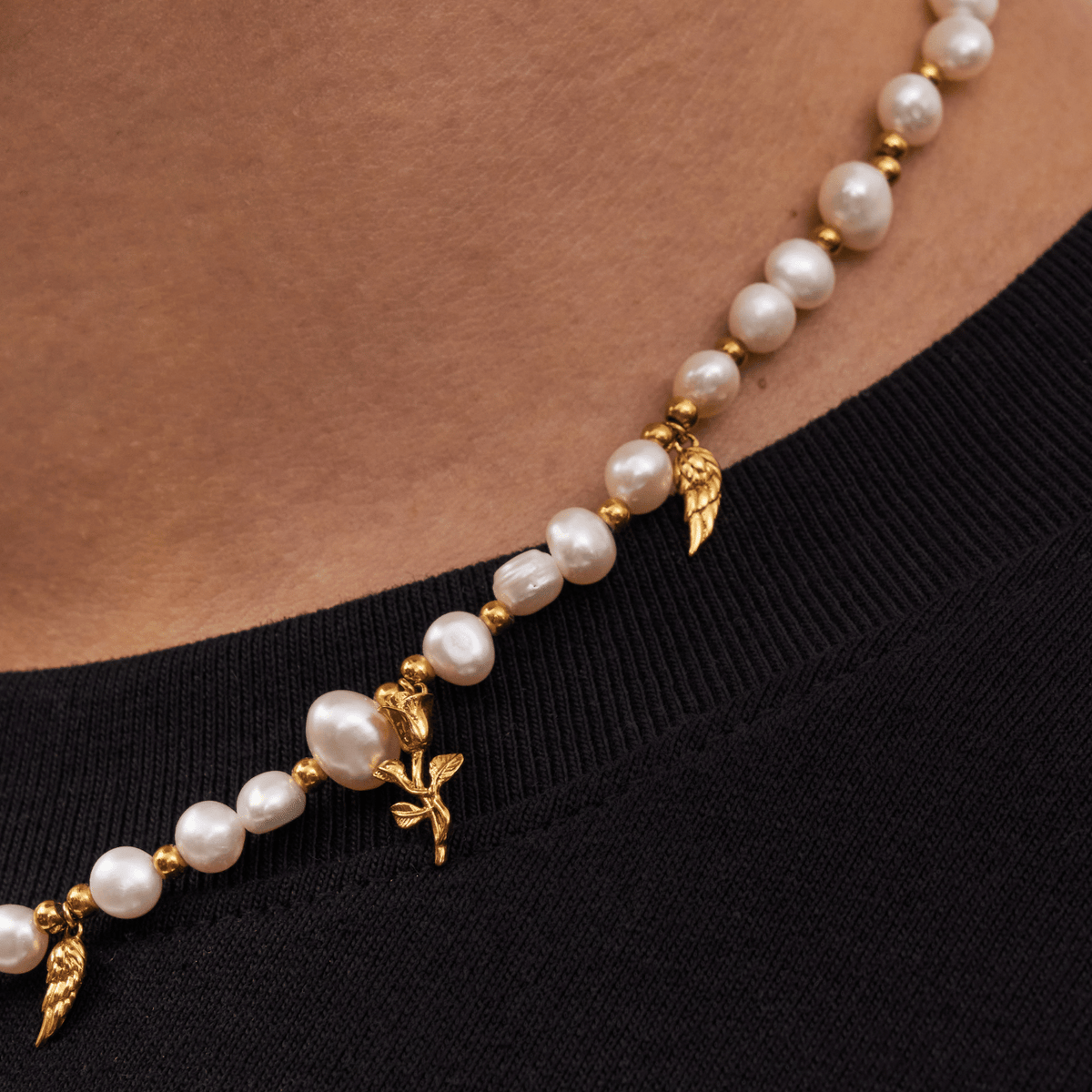 Collar de perlas reales con colgante (Oro)