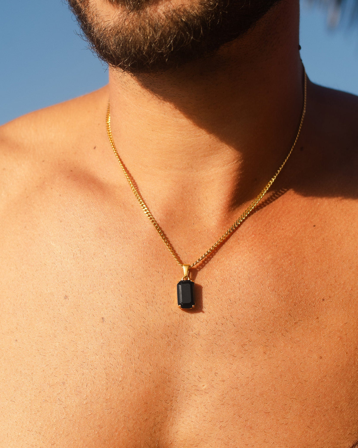 COLLAR VOLT ORO