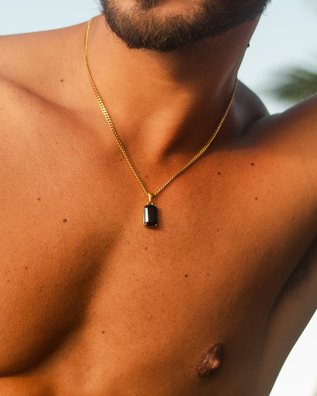 COLLAR VOLT ORO