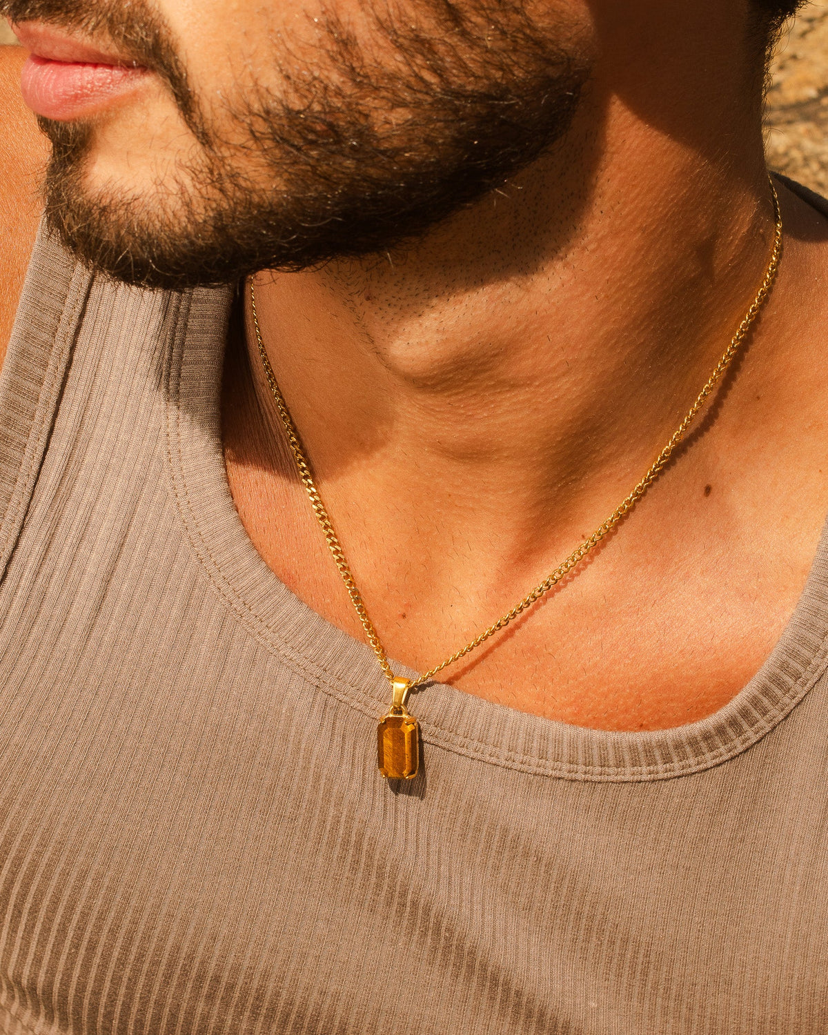 COLLAR VOLT ORO
