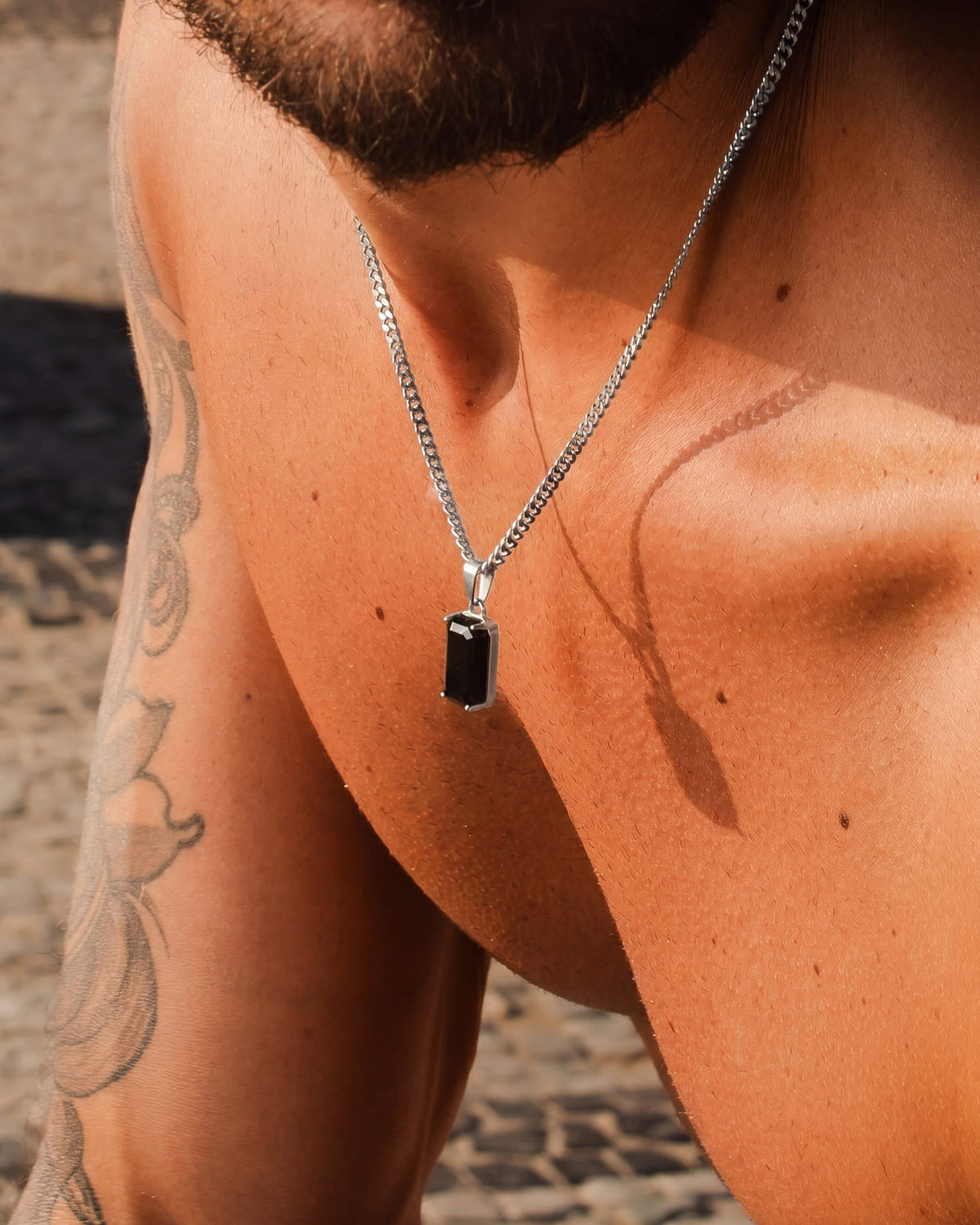 COLLAR VOLT PLATA